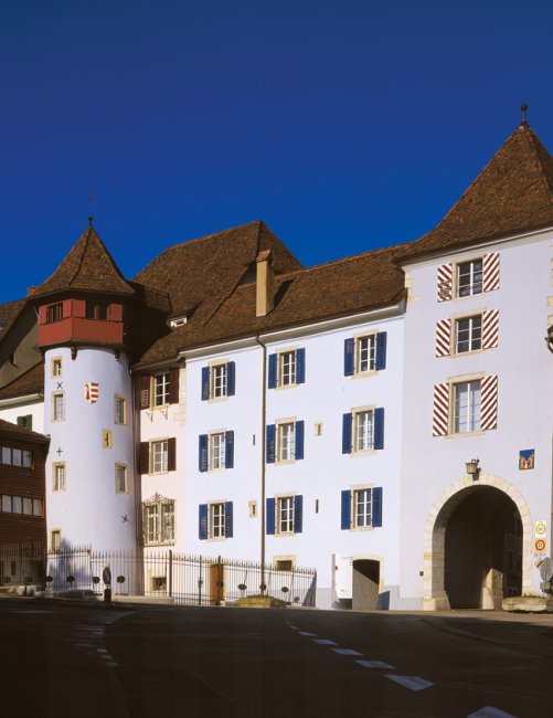 De la Tour rouge à Moutier-Grandval
